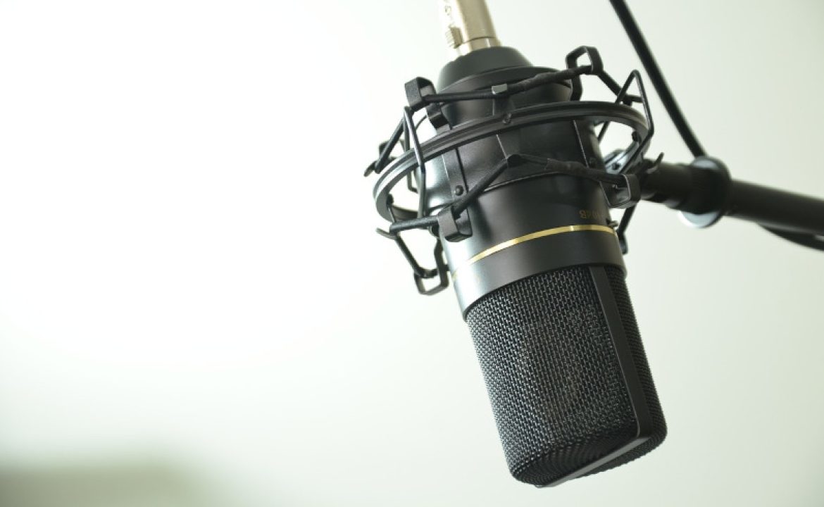 audio-1844798_1280